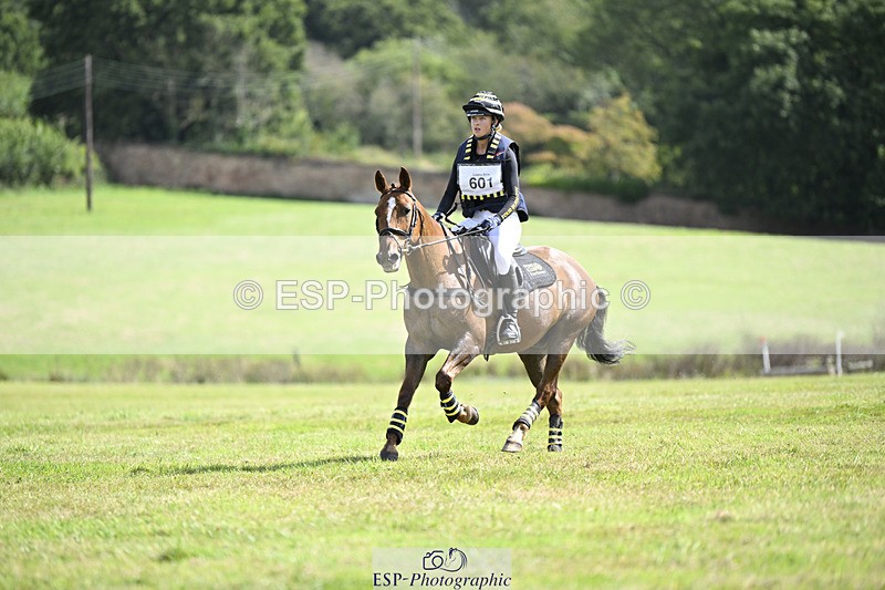 240825X-113749-32564 - 70cm XC 11.00 to 12.00