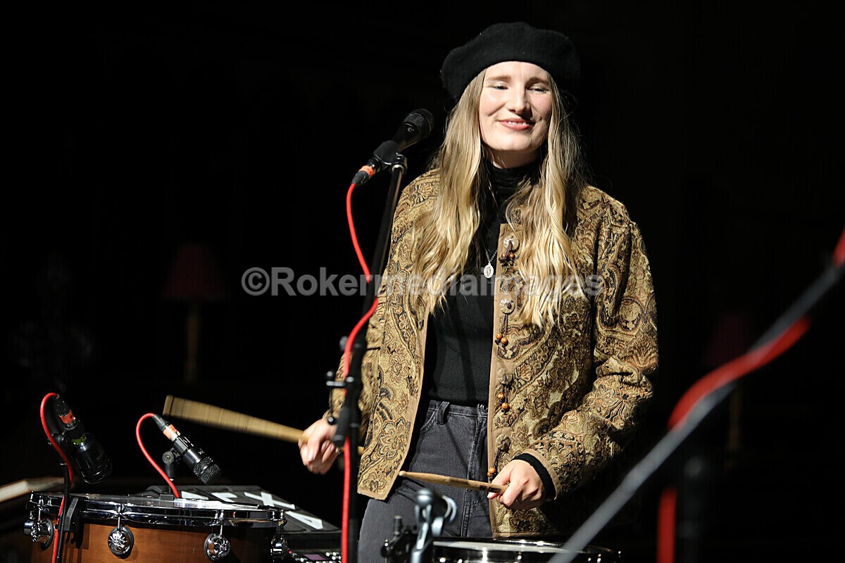 FOLK N BLUES-703 - FOLK and BLUES SEPT 2022