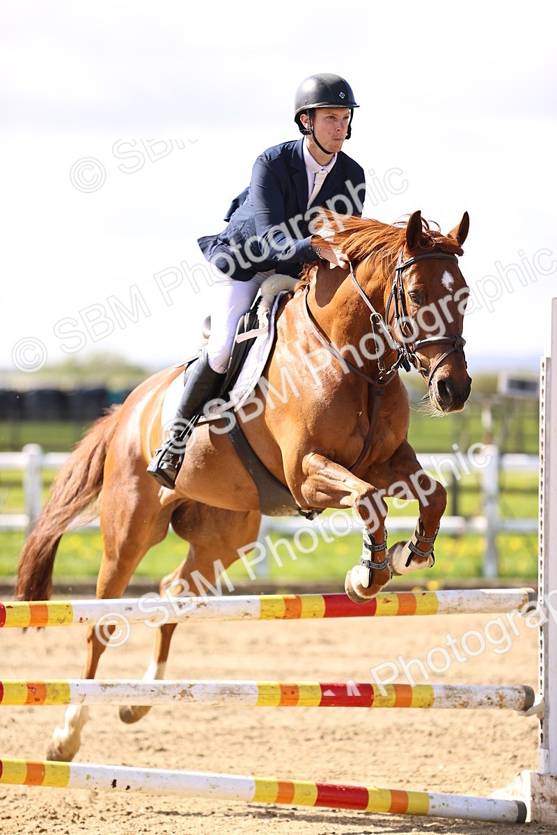 SBM_003240 - Class 15 - Senior British Novice - 90cm