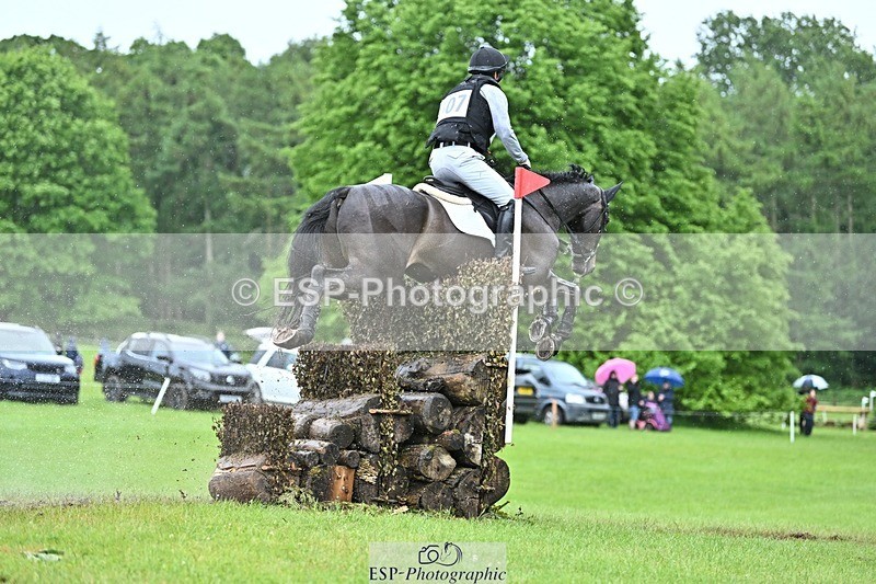 240526-143454-24084 - 507-DASSETT_ROCK_STAR-Tom_D_Crisp