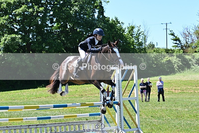 250522B-124940-02194 - 162-PRICELESS-Helen.du.Heaume