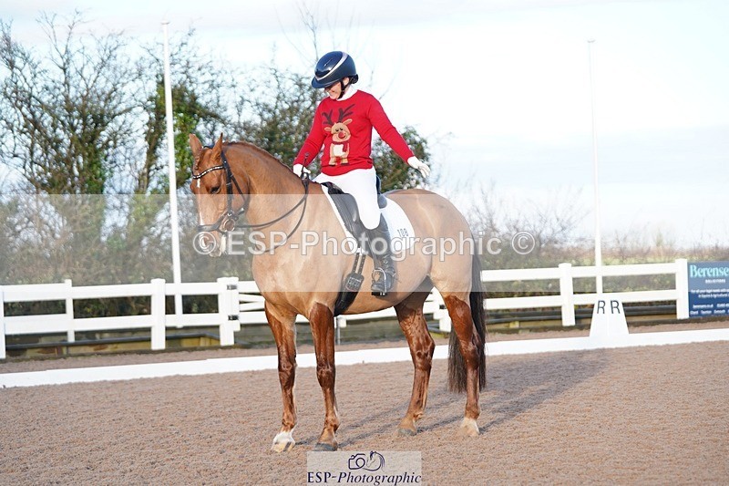 241214-102952-00182 - 108-Pippa.Knight-KFS.Boston.Burglar