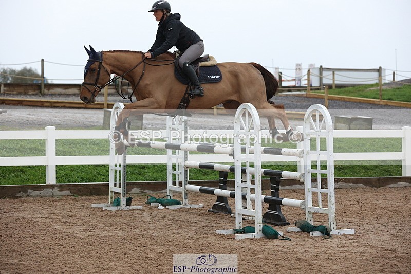 231112A-134707-04650 - Cls 20 Newcomers & 1.10m Open