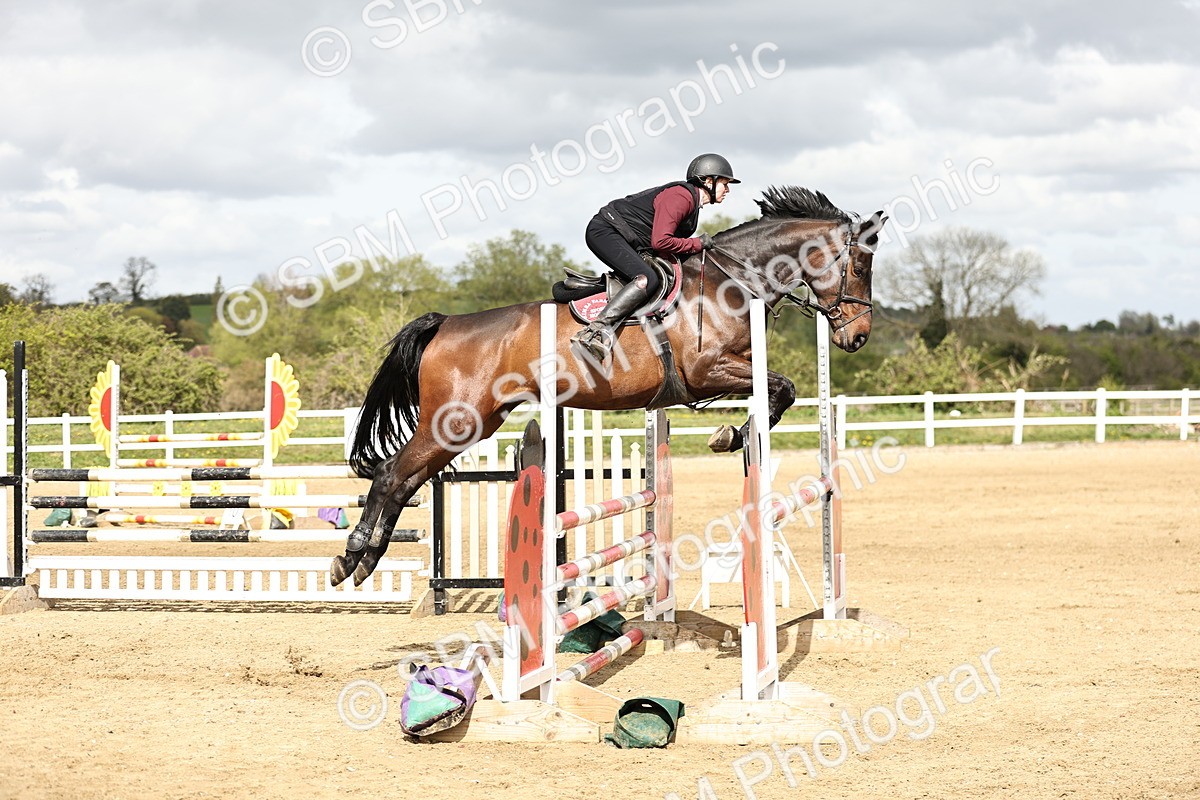 SBM_001341 - Class 4 - Senior Newcomers - 1.10m