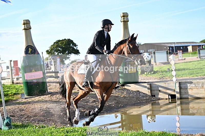 240913A-174628-05716 - Cls 19 Snr 1m Open Speed Derby