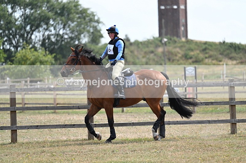 WJ7_2437 - XC Time 12:17 to 12:22