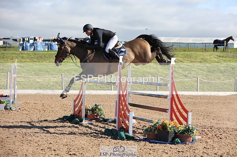 240419A-101715-05946 - Cls 2, 2 Star Small Tour 1.30m