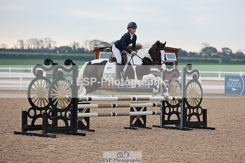 241101A-083759-00322 - FRI Cls 2 British Novice and 90cm Open