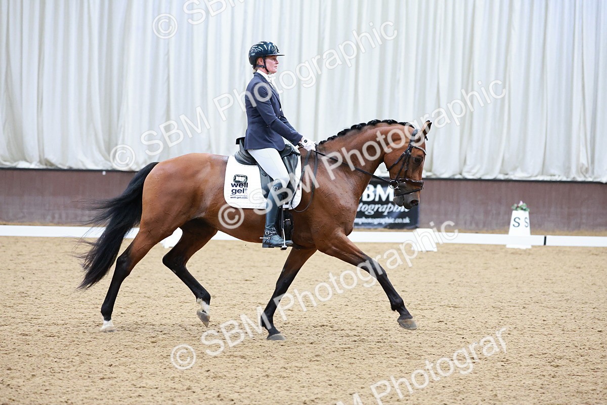 SBM_005848 - Class 3 - Medium 6 - 14.40-15.52