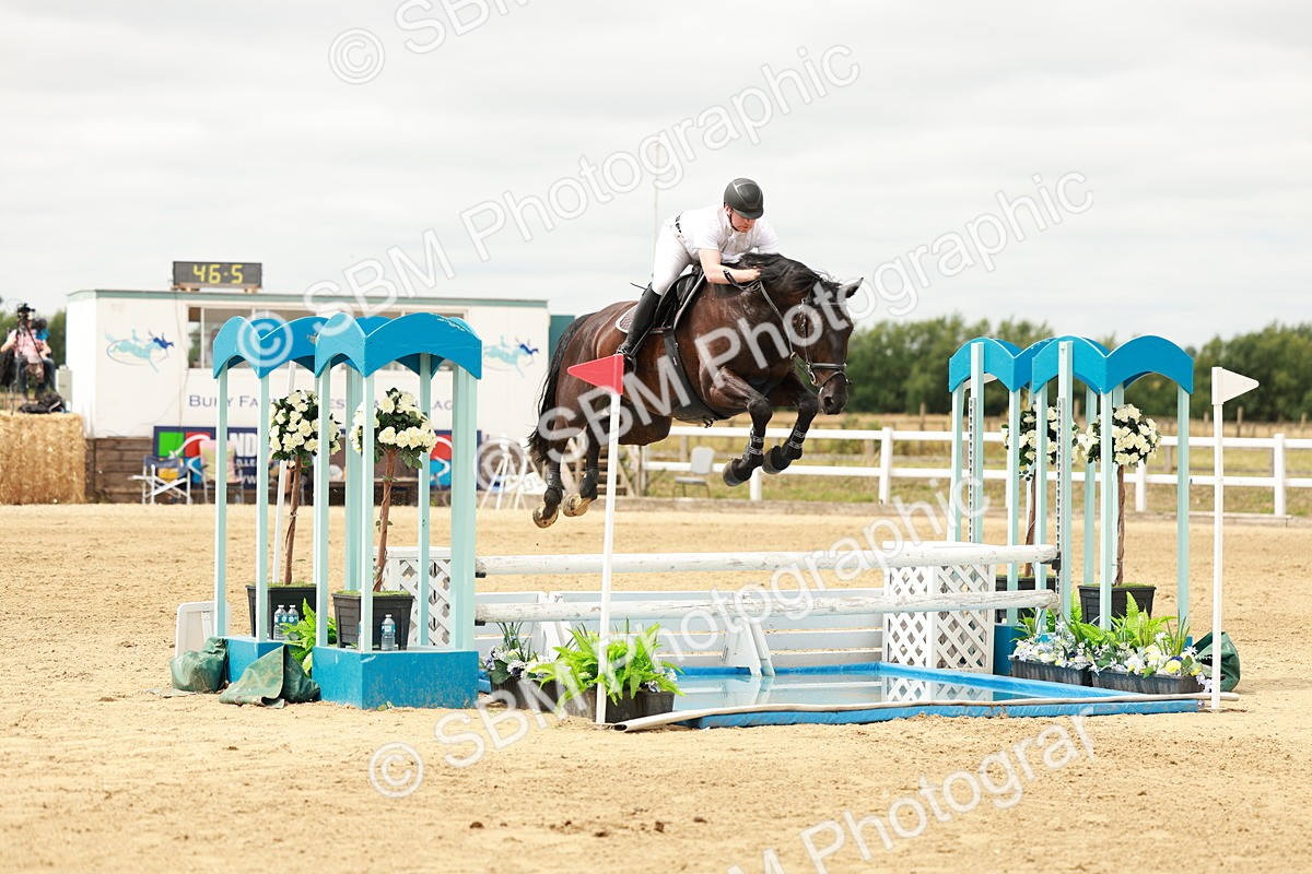 SBM_017790 - Class 21 - Senior Newcomers Championship 2d Rd