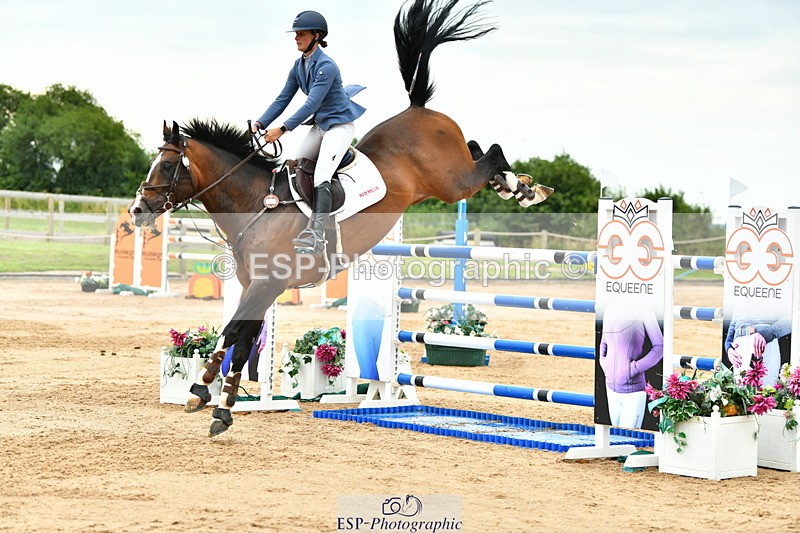 230720A-154643-04030 - Cls 9, 2 Star Big 1.40m Start to break