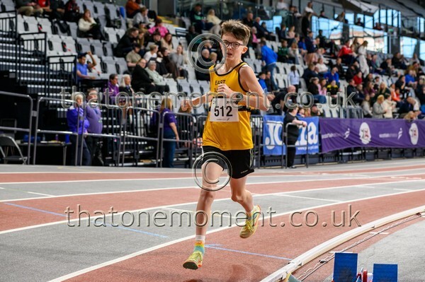 Age26SUN-919648 - Track Male Set One