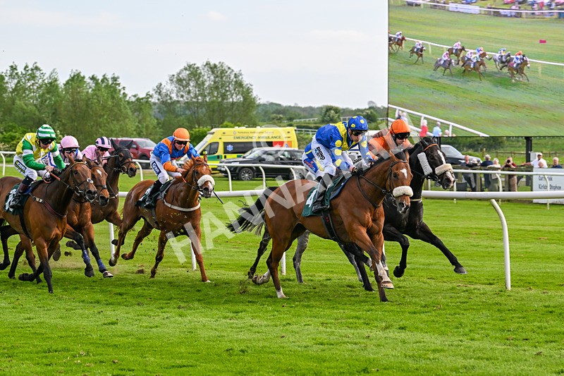 130524-Race 7-Hail Sezer-1069 - Race 7