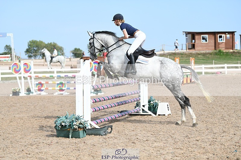 250725-170614-04090 - Cls 10 1.05m Amateur Quali