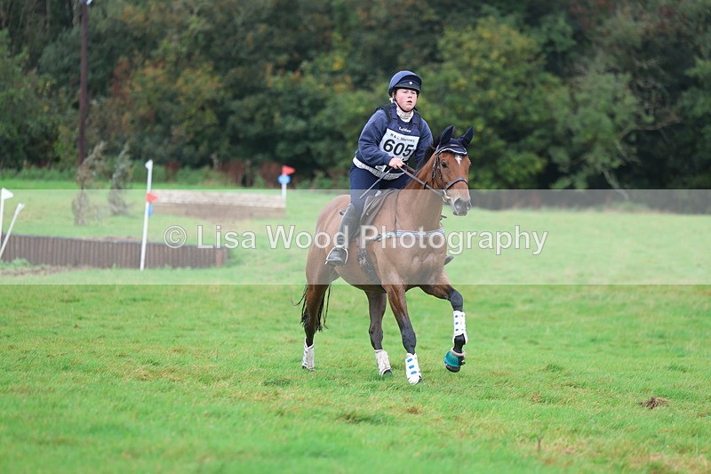 3E7A2163 - Class 6: 90cm +: Box