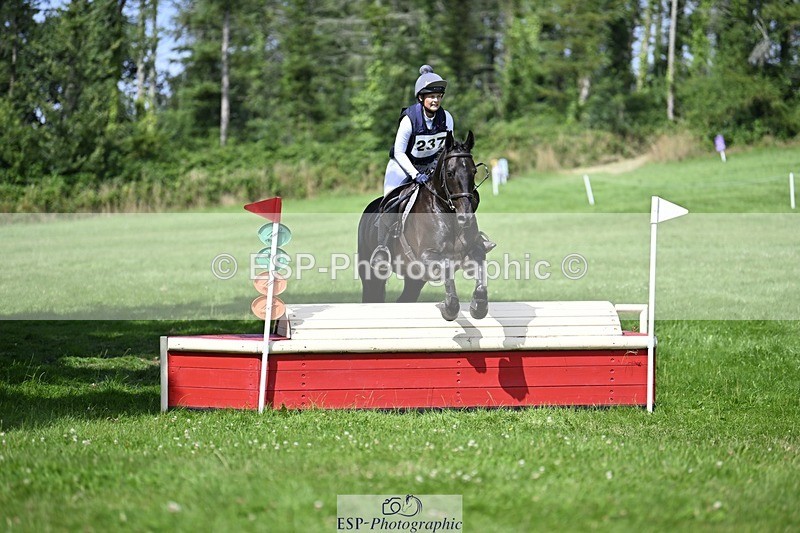 240803-153225-08541 - 237-Tabitha_Stephenson-GRANDPAS_GIFT