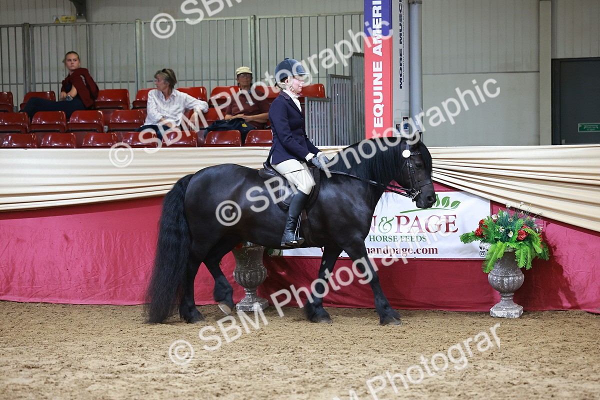 SBM_18687 - Class 952 - M&M Ridden Supreme Final