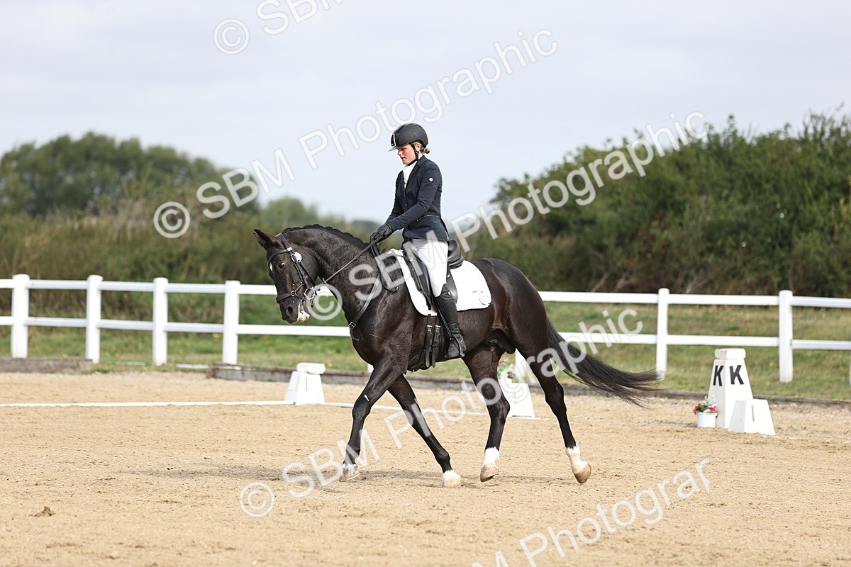 SBM_015419 - Class 14 - Novice 23 - 9.05-10.08