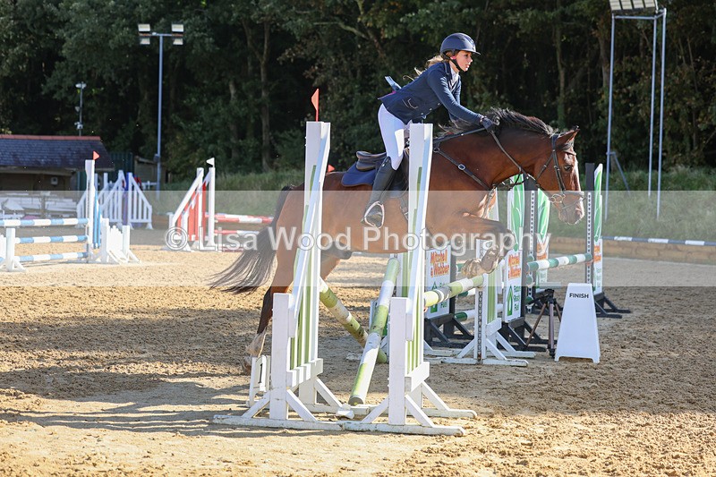 3E7A8292 - Class 4: Pony British Novice/80cm Open
