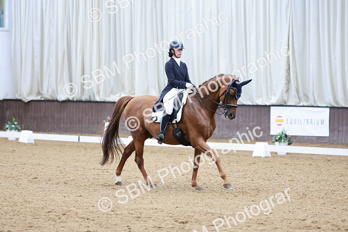 SBM_016461 - Class 5 - FEI INT II - 17.24-18.20