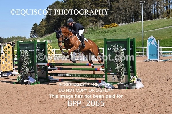 BPP_2065 - CLASS 3 - FRI - Senior British Novice/90cms Open