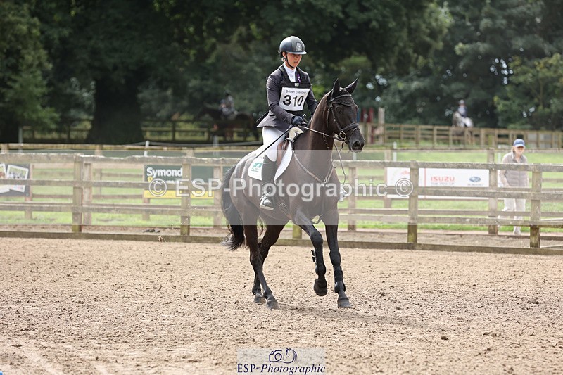 240804-105855-11396 - 310-Dani_Evans-BLACKADDER