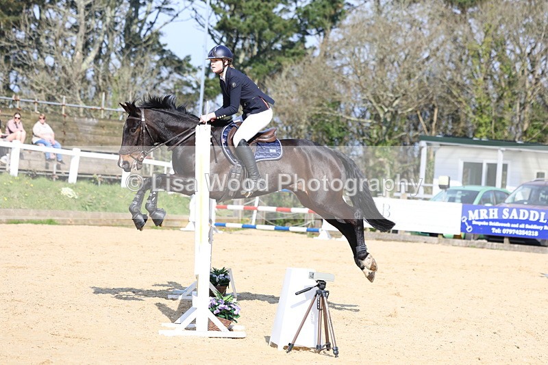 3E7A6496 - Class 4: Senior British Novice/90cm open