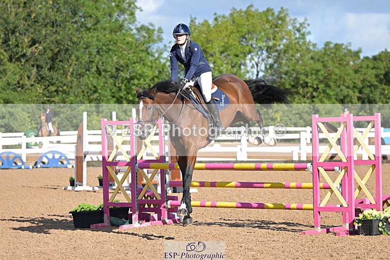 240912A-094314-00752 - Cls 8 Snr British Novice and 90cm Open