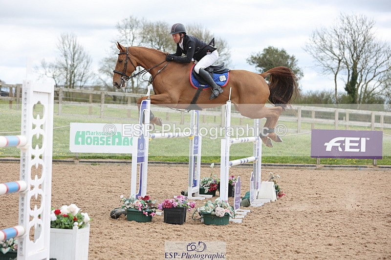 240419A-125034-07475 - Cls 6, 2 Star Medium Tour 1.35m