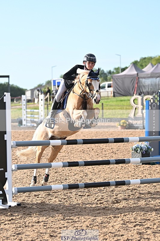 240628A-193343-01927 - Cls 7 Graham Heath 128cm + 138cm