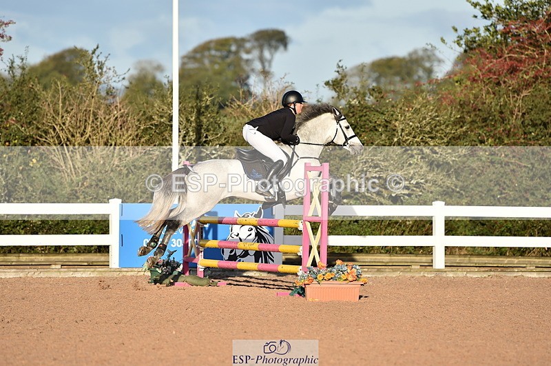 231015A-090318-06608 - Cls 22 British Novice & 90cm Open