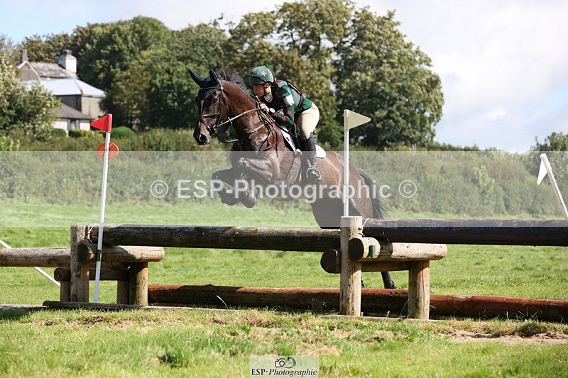 230820X-110936-1970 - BE90 XC 09.40 to Rider 151 at 11.44