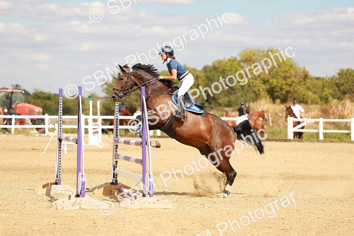 SBM_007062 - Class 4 - Senior British Newcomers - 1.10m