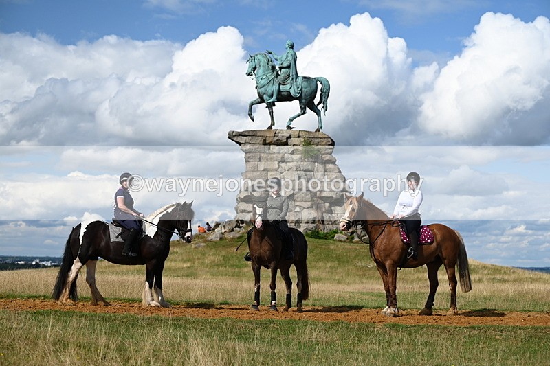 DSC_0250 - Time at Statue 15:58 to 16:05