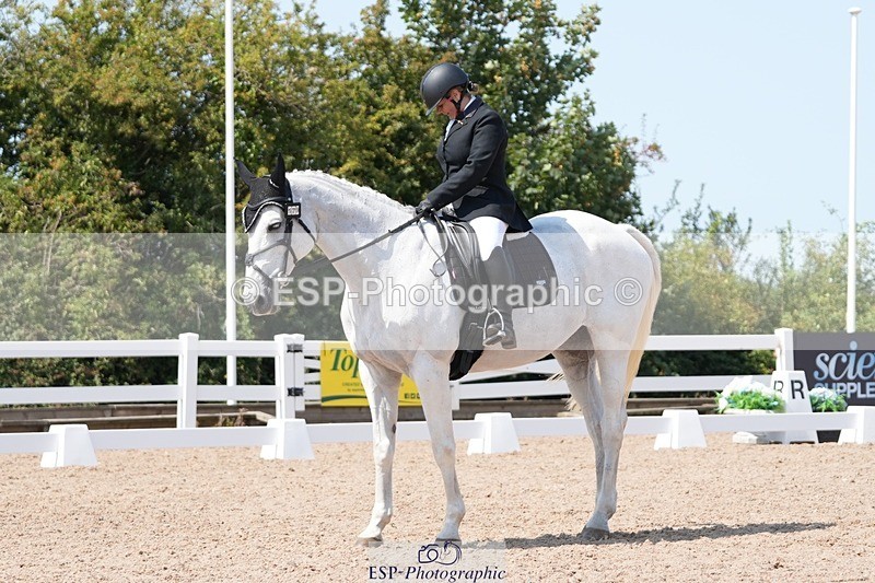 250817-134516-10493 - 179-Kate.WilliamsGhyllwood.April.Moment