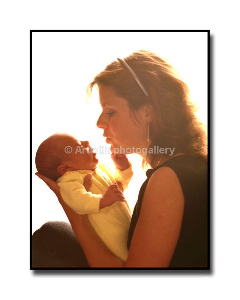 Alison & Ryan (1 week old) - Perfik Portraits by Dave O'Shea