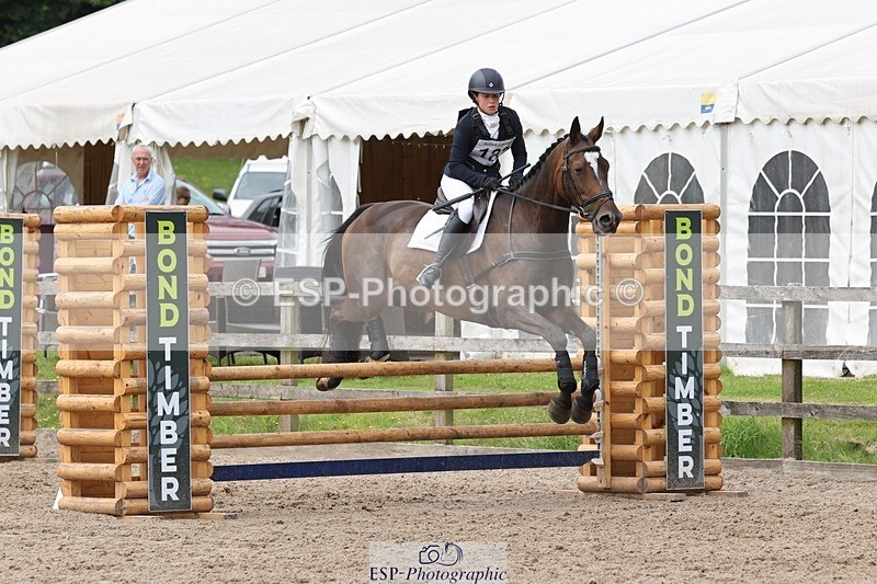 240803-141140-05955 - 183-Amelia_Hendy-WHISTLEDOWN_STAR