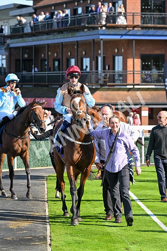 180924-Race 4-Surprised-4510 - Race 4