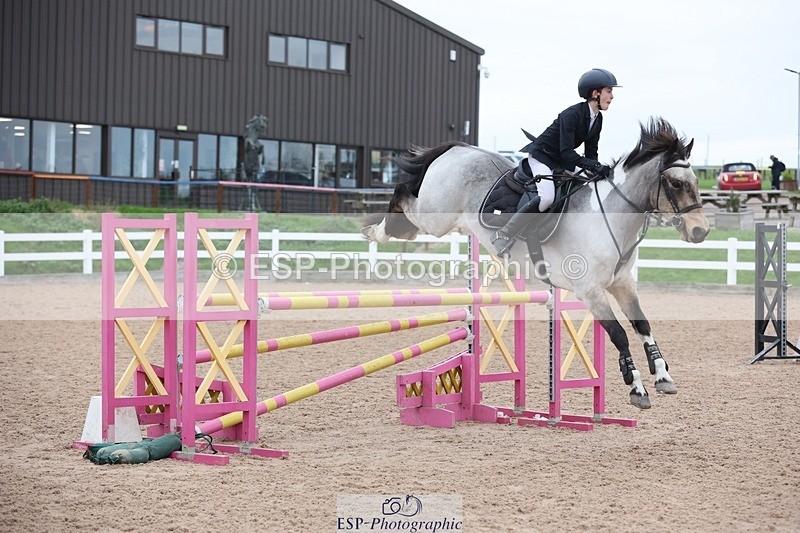 241116X-140513-02381 - Cls 14 A&B Pony Fox & 1.10m Open
