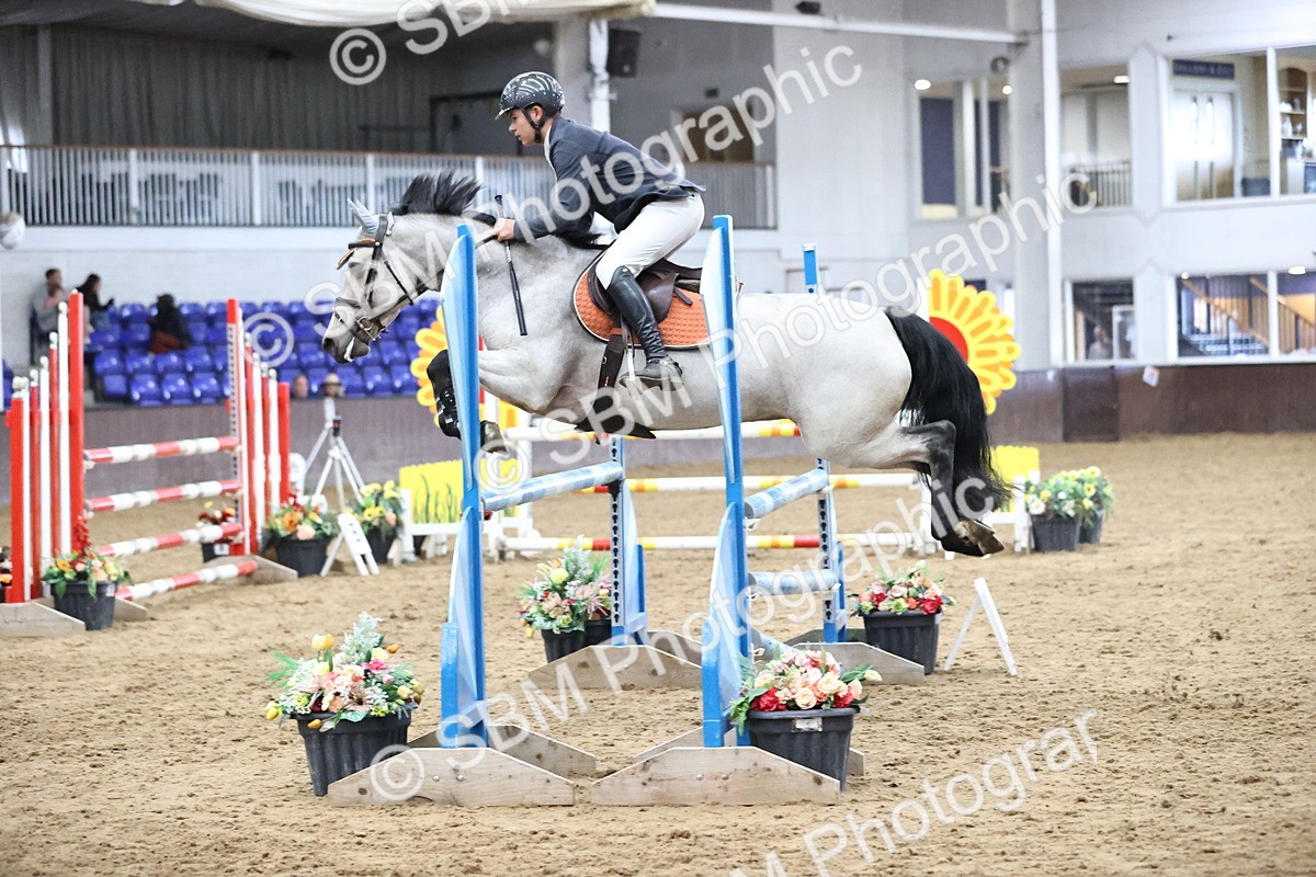 SBM_002856 - Class 13 - Blue Chip Pony Newcomers 1.00m Open