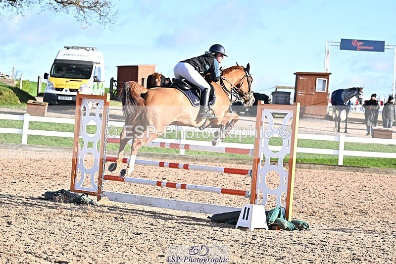 251119-131822-00448 - Cls 4 Newcomers and 1.10m Open