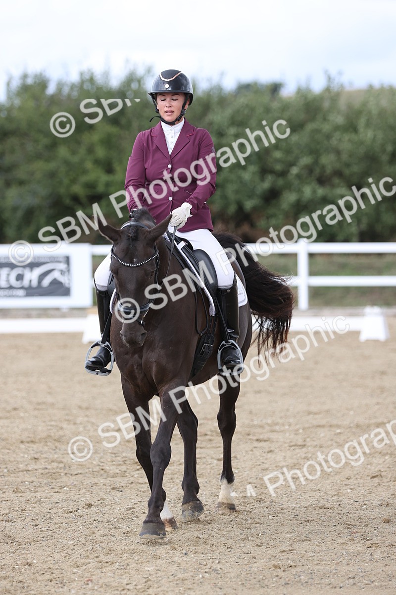 SBM_003863 - Class 9 - Novice 3 Champs