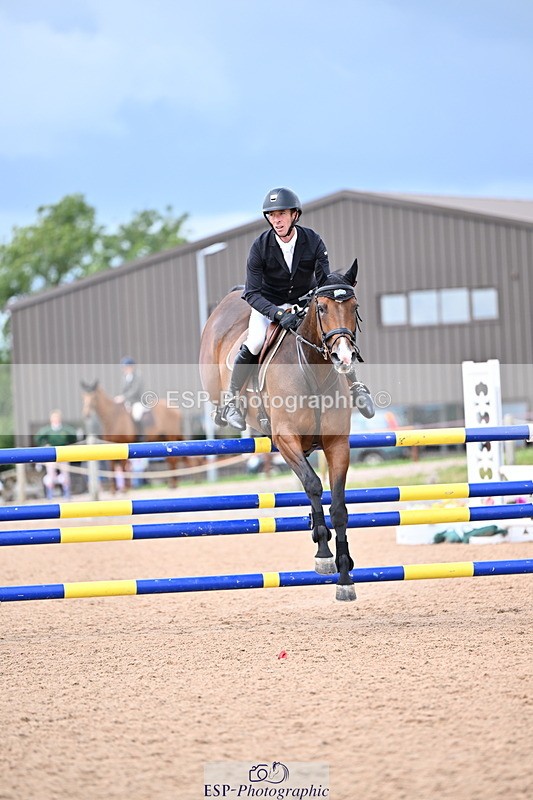 240726A-142221-01874 - Cls 4 Snr 1.20m Open