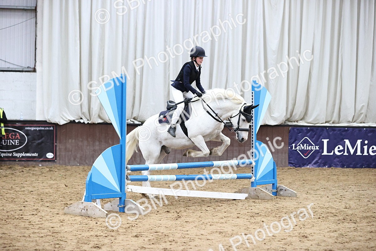 SBM_001373 - Class 5 - Henlow Veterinary Hospital 70cm