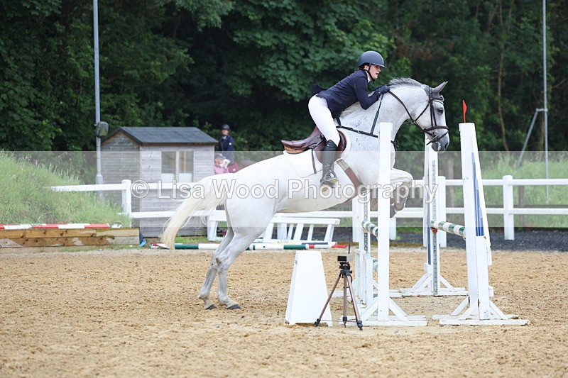 3E7A5439 - Class 4: Senior British Novice/90cm open