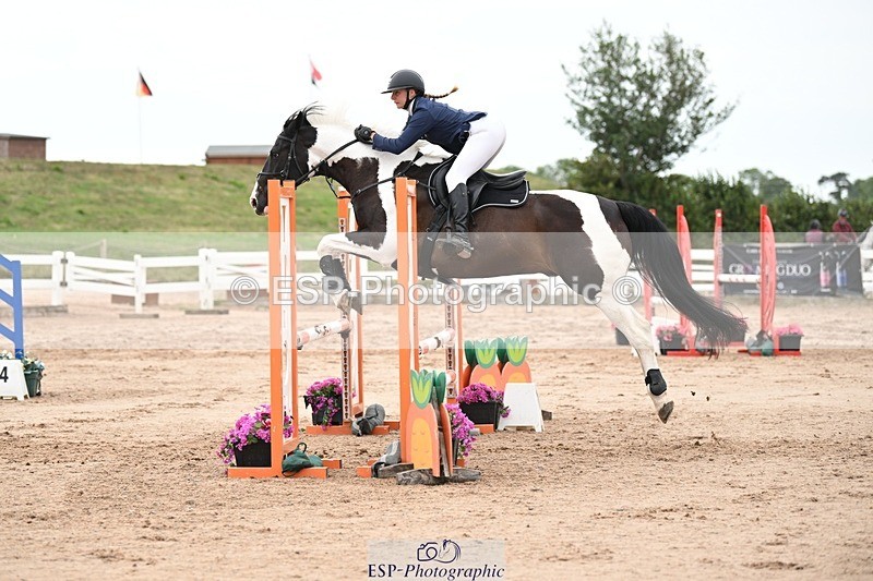 250727-094722-08908 - Cls 31 British Novice and 90cm