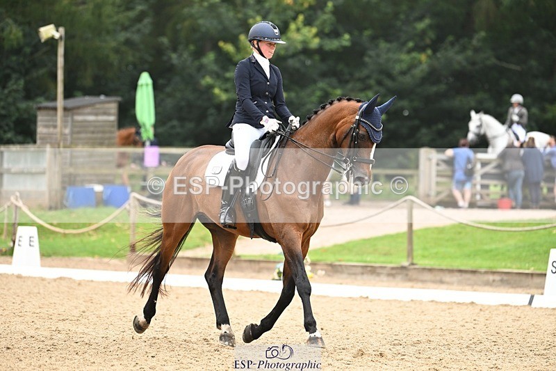 240811-114835-05615 - 305-Emily.Coller-Iondale