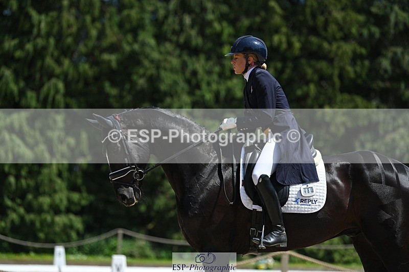 230526-140128-06884 - 480-FLOW_7-Mollie_Summerland-DR