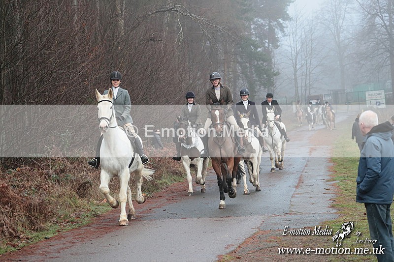 HUPY 261224 274 - Pytchley with Woodland Hunt Boxing Day Meet 26th December 2024
