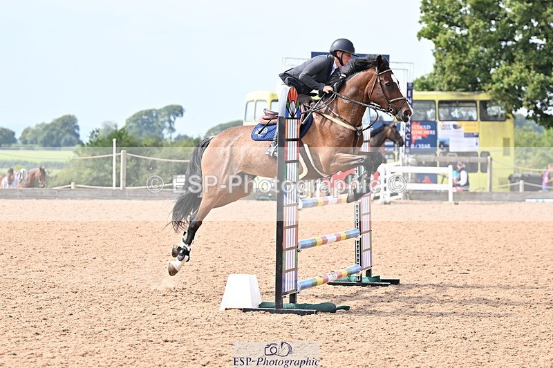 240828A-144106-00975 - Cls 4 Snr Newcomers and 1.10m Open